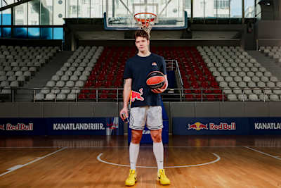 Sinan Erdem’de oynanan finalde Tarık Biberović performansıyla öne çıktı.