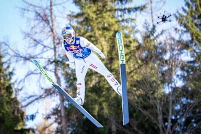 Stephan Embacher flog am Kulm zum Quali-Sieg