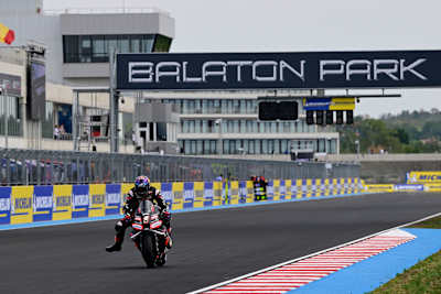 Jorge Martin w akcji na torze Balaton Park