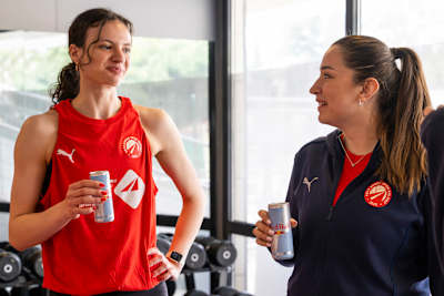 Merve Atlıer ve Aslıhan Kılıç