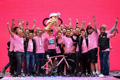 Jai Hindley wins the 2022 Giro