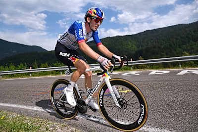 Mick van Dijke in der Ausreißergruppe auf der 17. Etappe des Giro