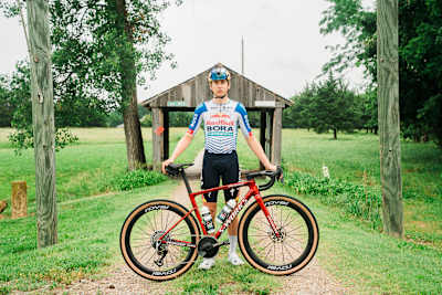 Emil Herzog and his Specialized Crux