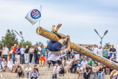  Red Bull Yağlı Dirək 2024