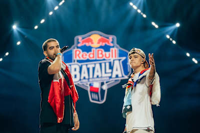 El Menor and Almendrades perform during the Red Bull Batalla World Final 
