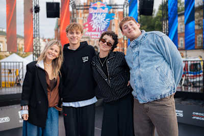 Mandaryna i uczestnicy finału Red Bull Dance Your Style 2026 w Krakowie