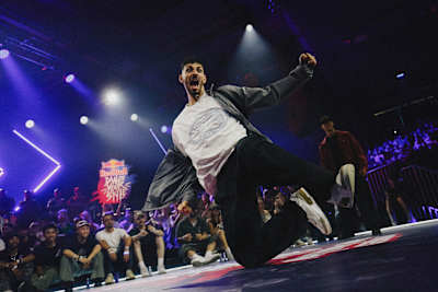 Jeder Move mit voller Energie: Taylo in Action