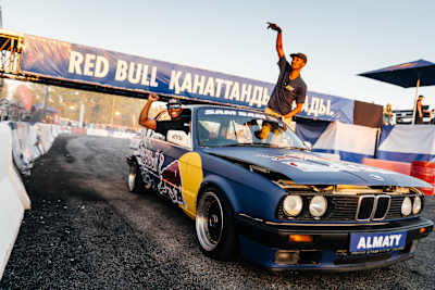 Samkeliso Thubane izvodi točku na vrhu Red Bull BMW-a tijekom Sam Sam Showa 2026. u Almatyju, Kazahstan, 24. svibnja 2026