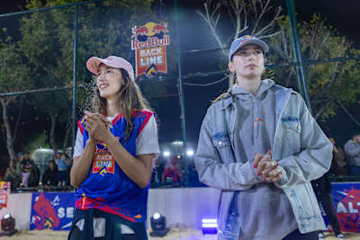Red Bull Back Line 2026’nın final gününde voleybol heyecanı şov maçıyla devam etti.
