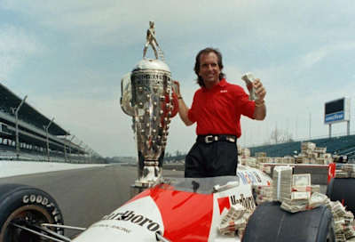 Primeiro brasileiro campeão de F1 e Indy Emerson Fittipaldi foi o primeiro brasileiro campeão de F-1