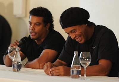 Assis e Ronaldinho