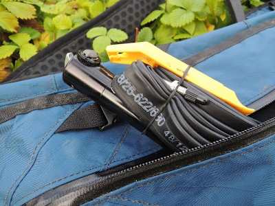 Preparado para los posibles pinchazos con cámara, palanca y bomba de aire.