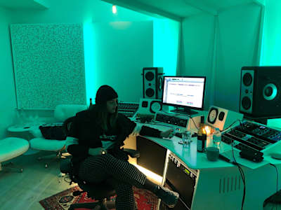 K4CIE in the studio