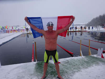 Avant le Red Bull Neptune Steps, Alexandre Fuzeau, médecin et taulier de la natation en eau glacée donne ses conseils pour nager en eau froide.