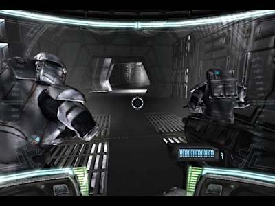 Die Elite-Truppe durchkemmt eine Basis. Republic Commando funktionierte als Taktik-Shooter hervorragend
