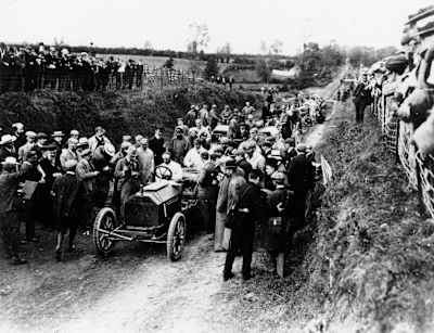 The Gordon Bennett Race was between Paris and Lyon