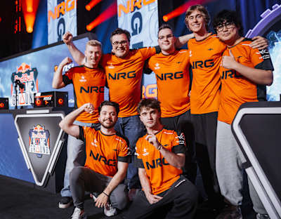 NRG célèbre lors des finales Upper et Lower de la finale mondiale du Red Bull Home Ground à New York, NY, le 15 novembre 2025.