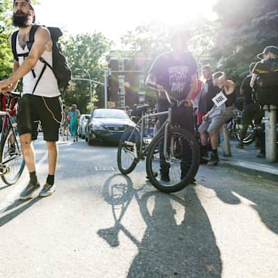 Red bull fixed gear clearance