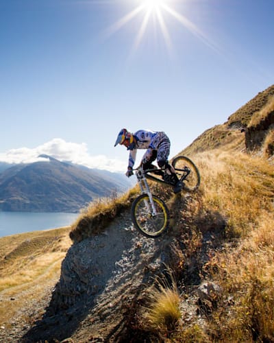 MTBダウンヒルの大会で使える秘策をプロが伝授! ｜マウンテンバイク