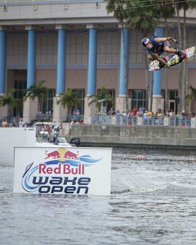 Raphael Derome in action at Red Bull Wake Open 2012