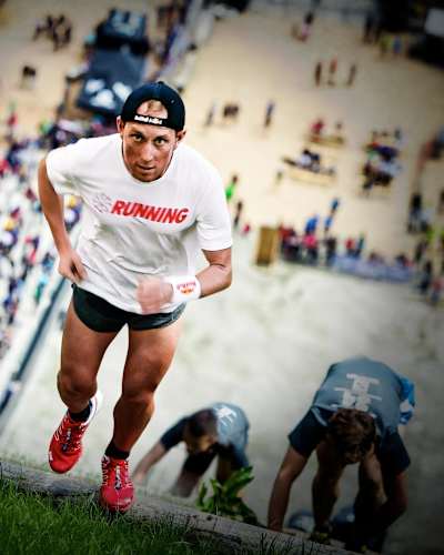 Red Bull 400 – Harrachov, 13. září 2014 - Běh po skokanském můstku do kopce