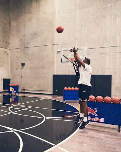 Chris Matthews AKA Lethal Shooter plays basketball at The Dstrkt