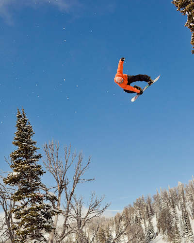 Snowboarder airtime on the Red Bull TV film The Art of Flight