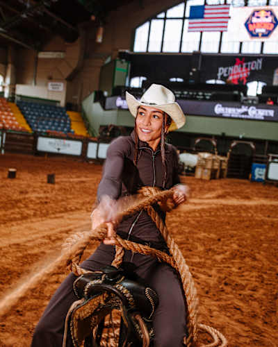 Red Bull Rancher Strong rope the bull