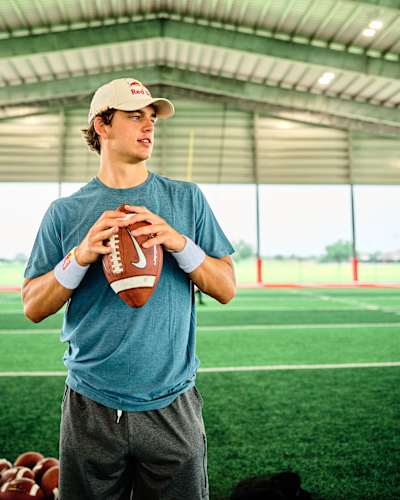 Arch Manning, the quarterback for the Texas Longhorns