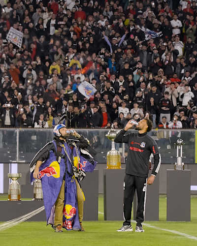 RED BULL Y VOZINHA