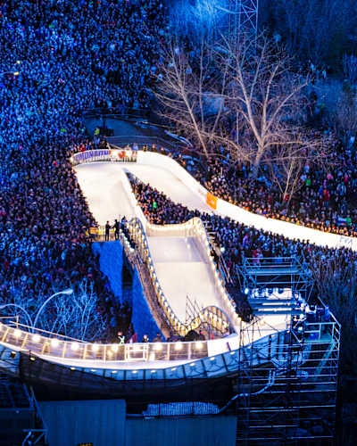 AP-1TZ5UWHPH1W11-headerMedia