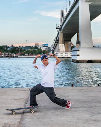 フィリピンを変えたガールズスケーター マージリン ディダル レッドブル スケボー