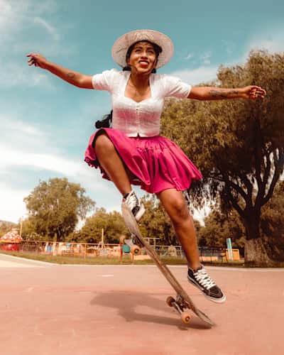 Bolivian Cholita Skate crew ImillaSkate Celia D. Luna