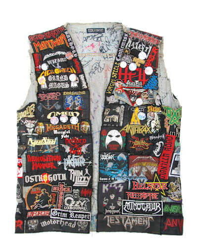 Une photo d'une veste à patches de qualité.