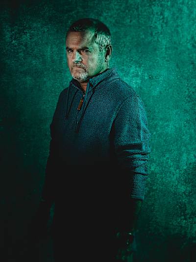 Portret Joe Simpsona - autora książki, pierwowzoru filmu "Czekając na Joe"