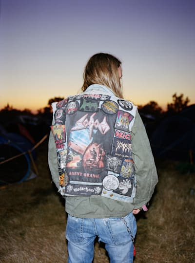 La veste à patches est un élément fondateur du look metal.