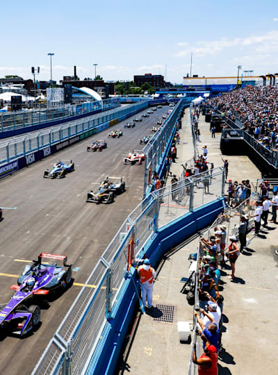 The start of the New York ePrix, the 10th FIA 2016/17 Formula E Series test, on July 16,2017 in Brooklyn, New York, NY, USA.