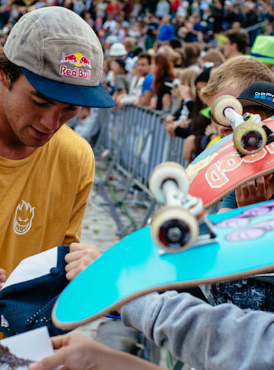 Alex Sorgente signs autographs at Red Bull Roller Coaster Finals at Munich 