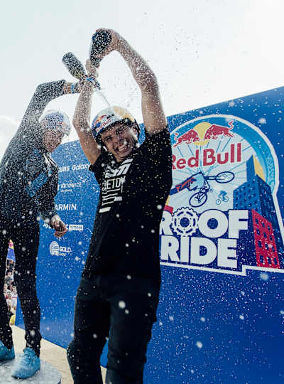 Co może wydarzyć się w trakcie Red Bull Roof Ride