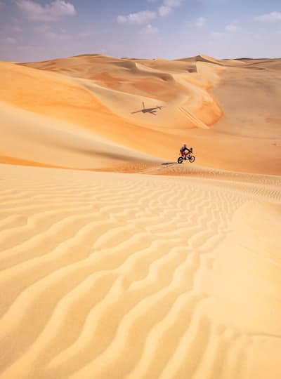 Stage Ten lands the 2023 Dakar Rally on the dunes as the marathon continues
