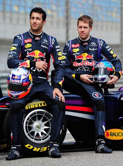 和infiniti Red Bull Racing 英菲尼迪红牛车队 一起在巴林