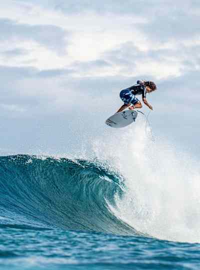 カルロス ムニョスをチェックせよ Surfing