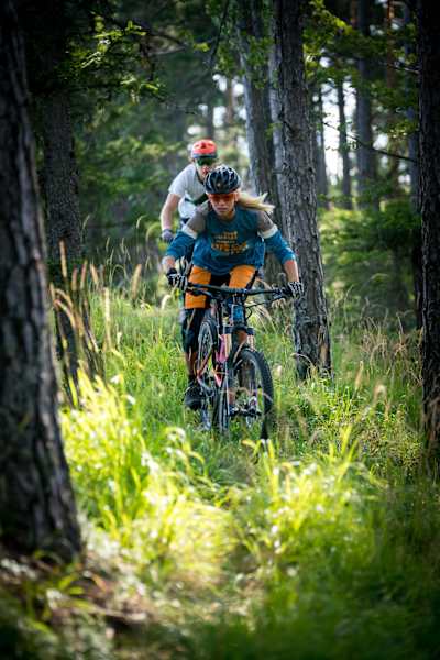 Rein ins dichte Grün!