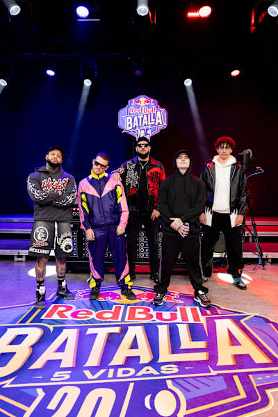 Hadrian, Arkano, Piezas, Frescolate y McKlopedia