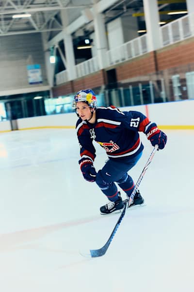 Hilary Knight i Aktion