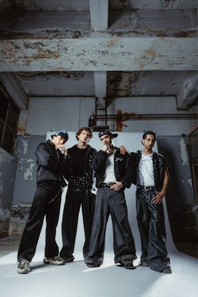 Ekip, yeni nesil bir Radikal boyband! 