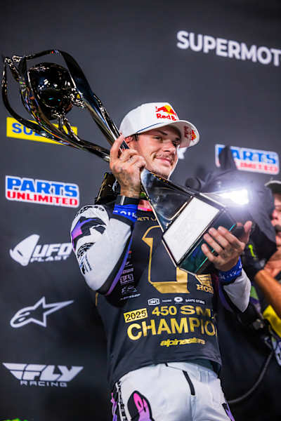 SMX crowns the ultimate off-road motorcycle world champion