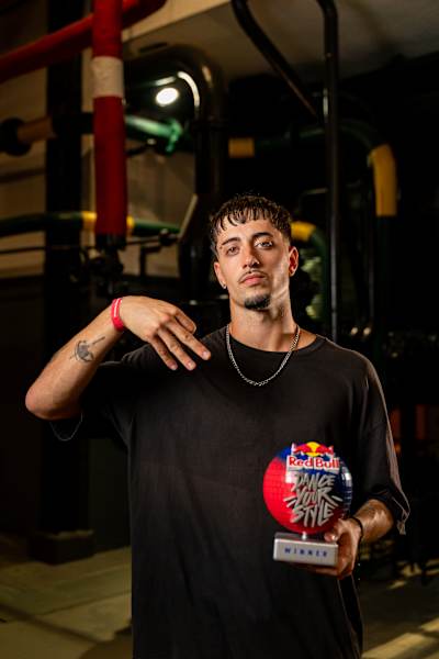 Viegas vencedor do Red Bull Dance Your Style 2026