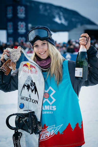 Anna Gasser shows her snowboard Big Air bronze medal at X Games Hafjell 2017