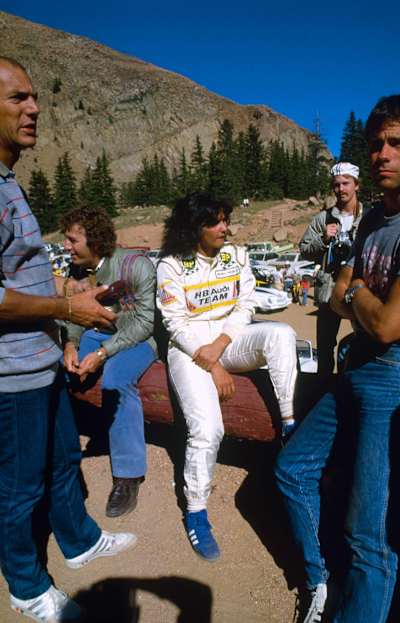 La championne de rallye Michèle Mouton vainqueur de la course Pikes Peak en 1985.